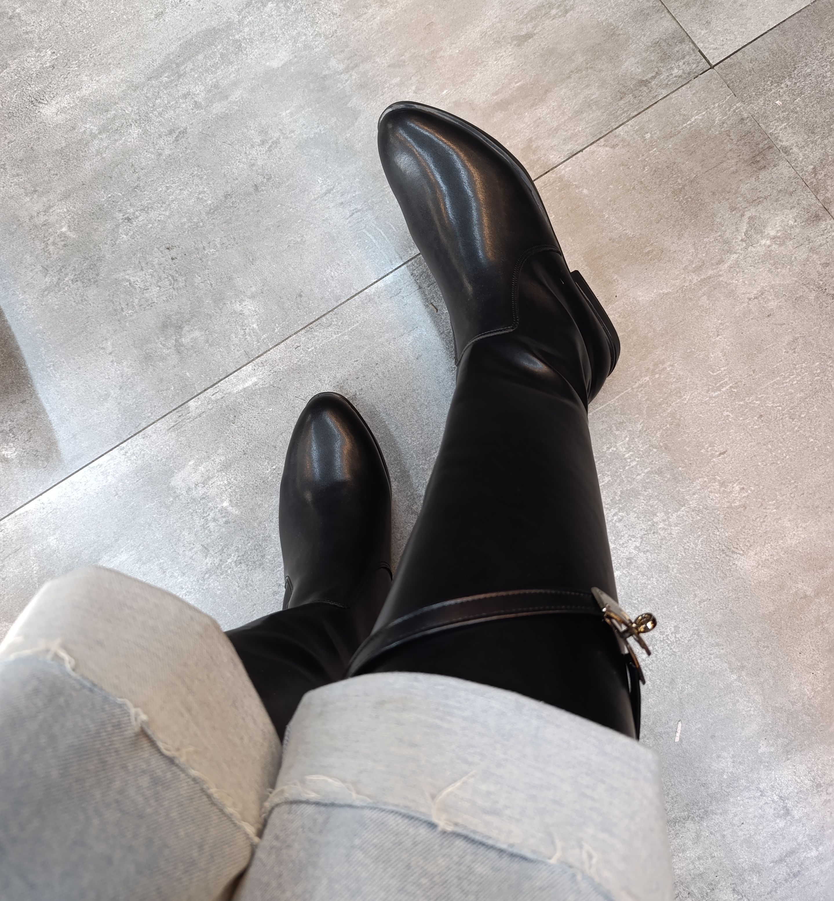 تصویر چکمه چرم خارجی 